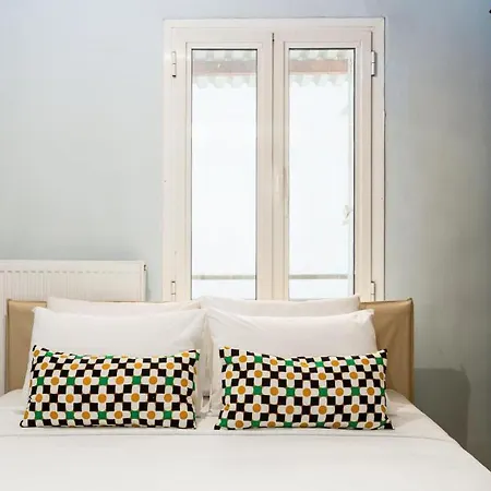 Apartment Butterfly By Halu! Retro In The Center Thessaloniki